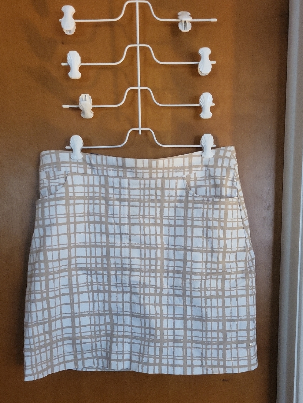 Women’s White And Tan Plaid A Skort